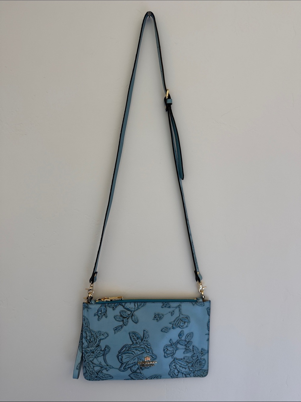 Cuoieria Fiorentina Blue Leather Floral Embossed Crossbody. Made in Italy - Picture 2 of 13